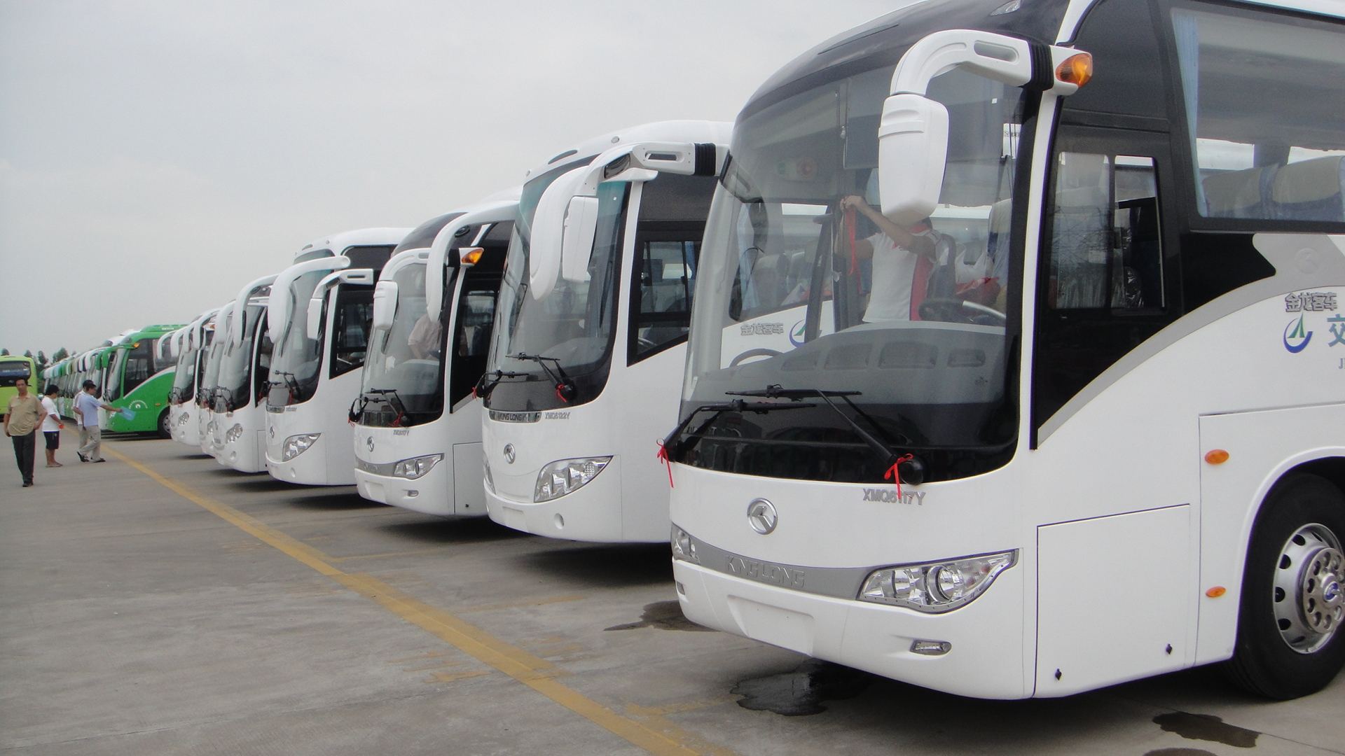東莞暑假租車回家選擇正規(guī)租車公司的必要性